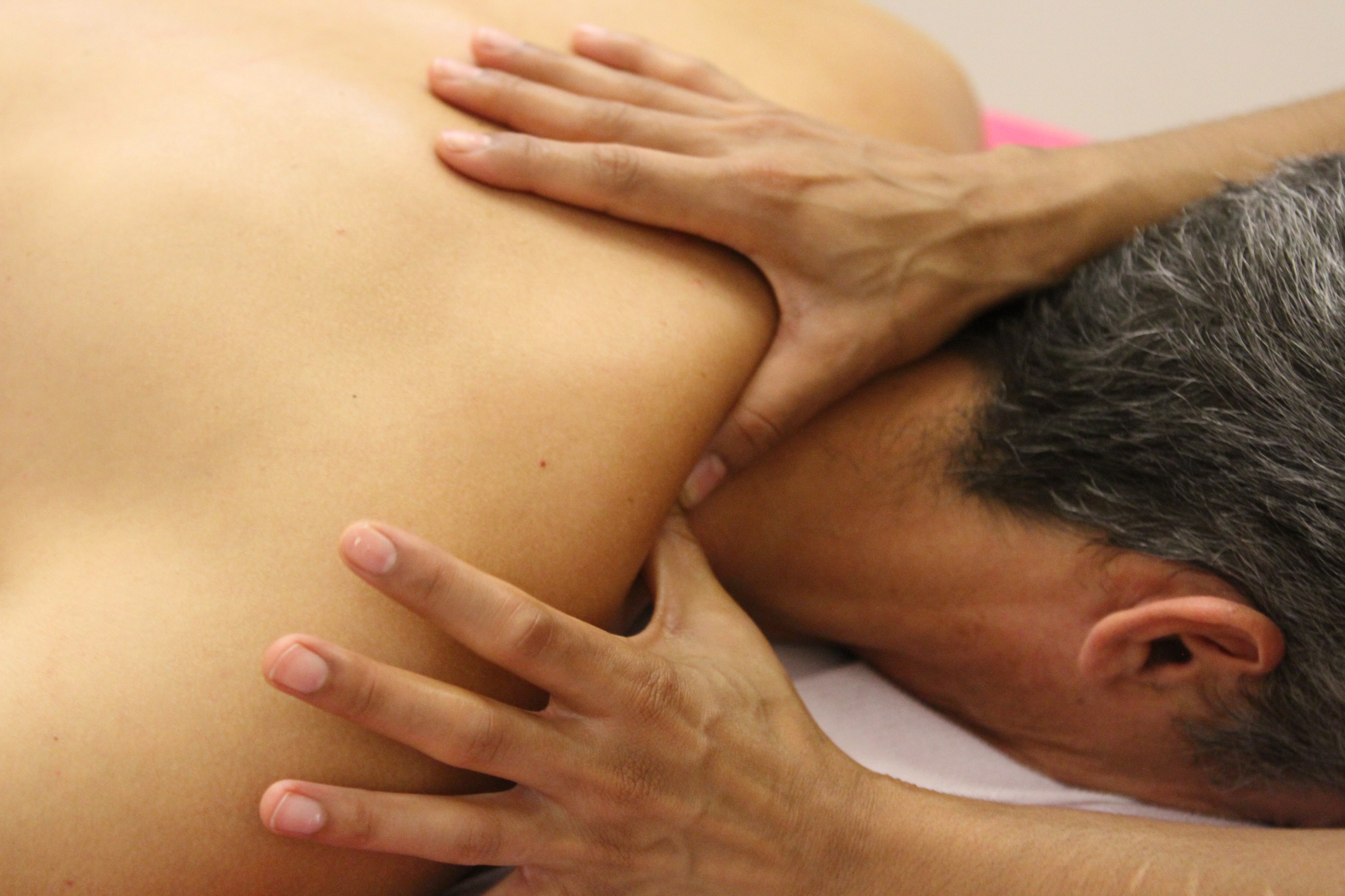 Acupressure massage can be used in place of acupuncture for online appointments